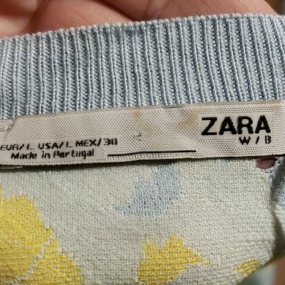 Zara yellow blue lace top scalloped half sleeves - Picture 5 of 6